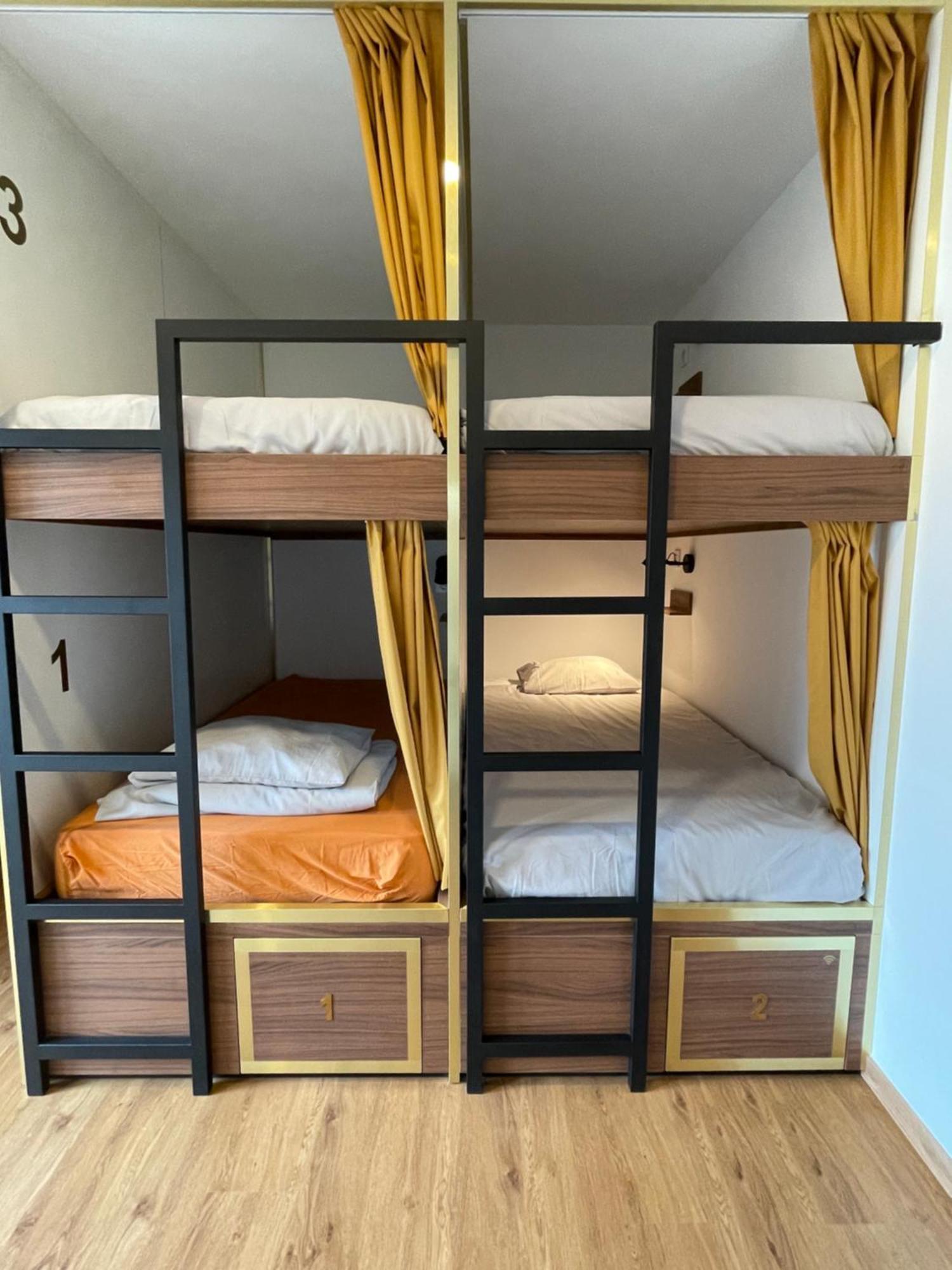 33 Hostel バレアル エクステリア 写真