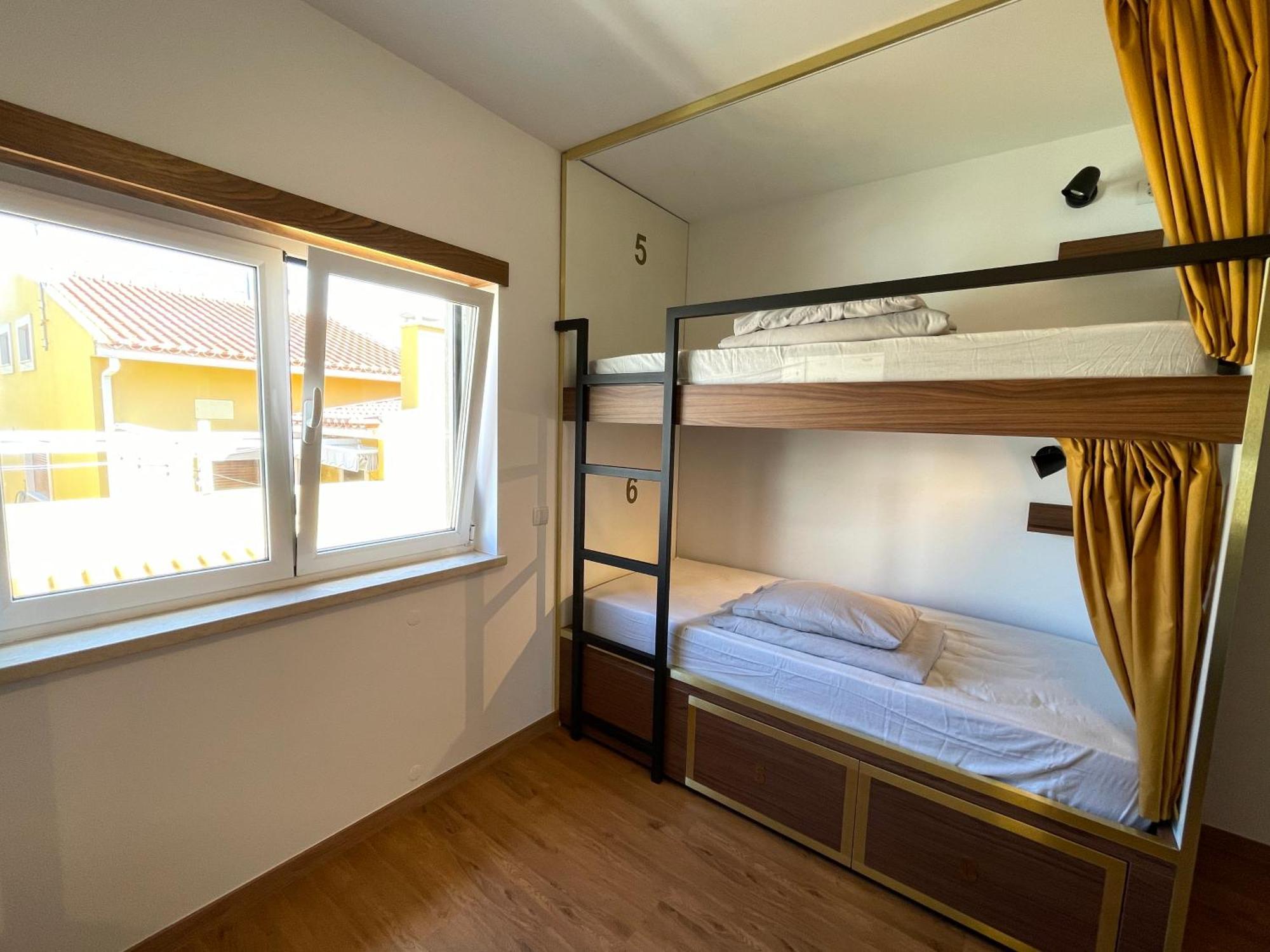 33 Hostel バレアル エクステリア 写真